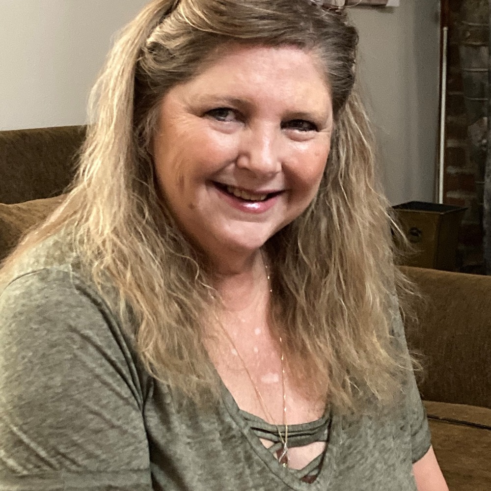 Meet your Posher, Kimberly